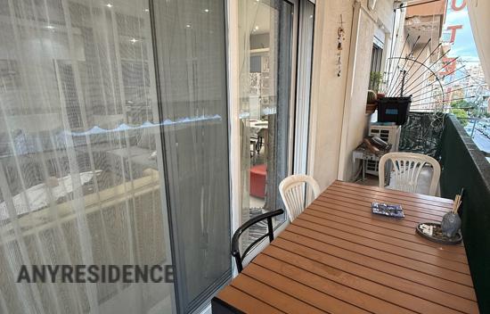4 room apartment in Piraeus