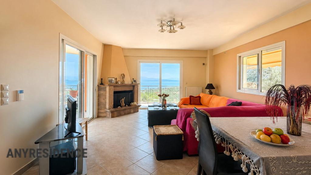Townhome in Peloponnese, photo #4, listing #2541519