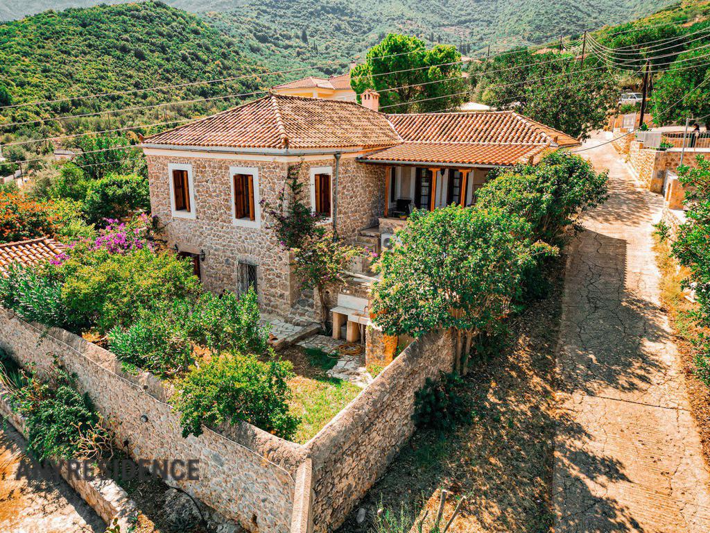 Villa in Peloponnese, photo #2, listing #2416399