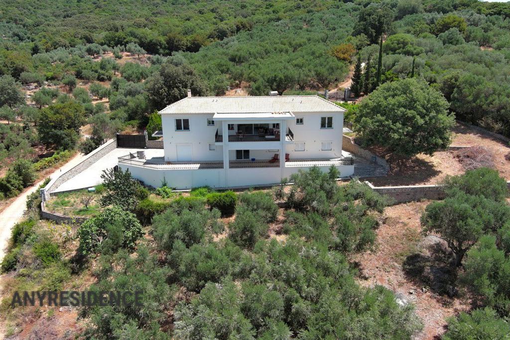 Villa in Peloponnese, photo #2, listing #2387233