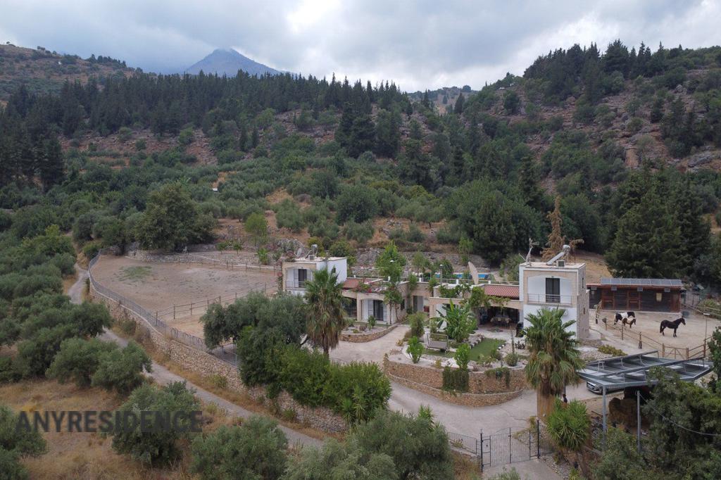 Townhome in Chania, photo #1, listing #2475630
