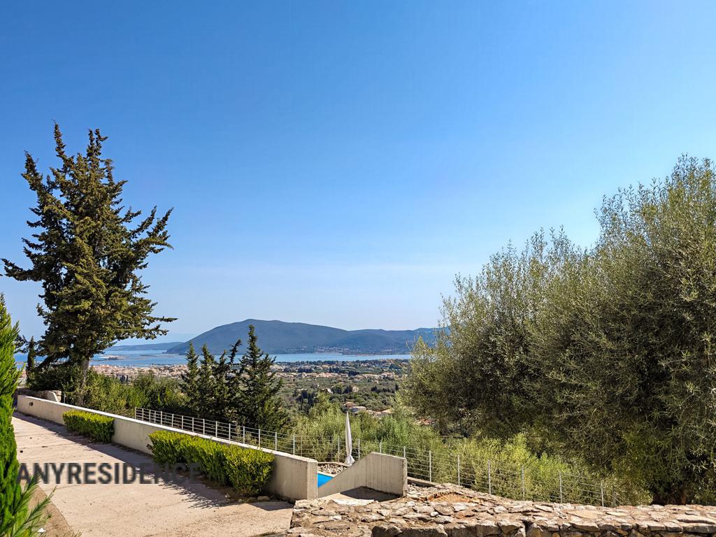 Townhome in Lefkas, photo #9, listing #2555780
