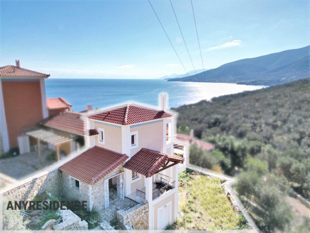 4 room townhome in Peloponnese, photo #1, listing #2204886