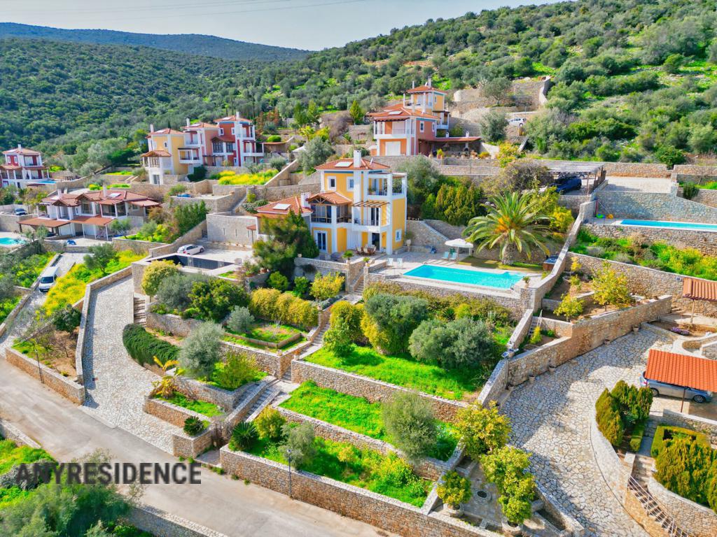 Townhome in Peloponnese, photo #1, listing #2522741