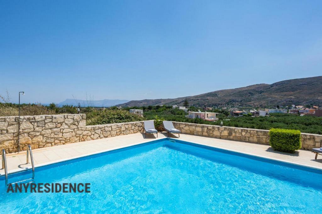 Villa in Kissamos, photo #4, listing #2530885
