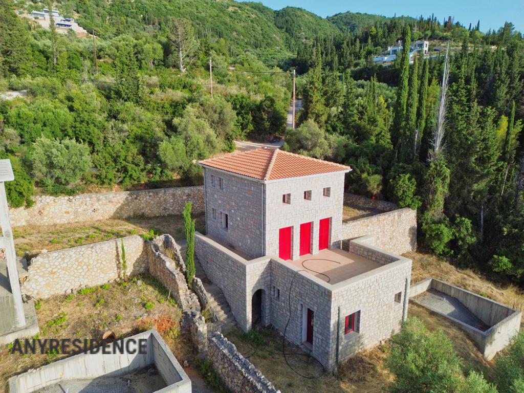 Townhome in Lefkas, photo #2, listing #2471518
