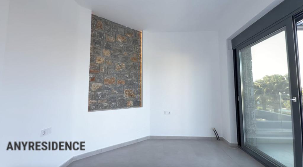Villa in Polychrono, photo #10, listing #2303594