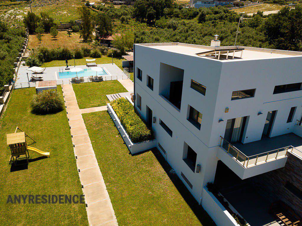 Villa in Rethimnon, photo #3, listing #2375075