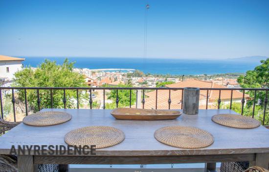 Villa in Kyparissia