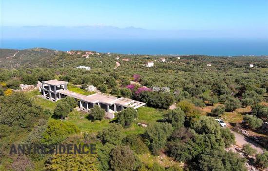 14 room villa in Messenia