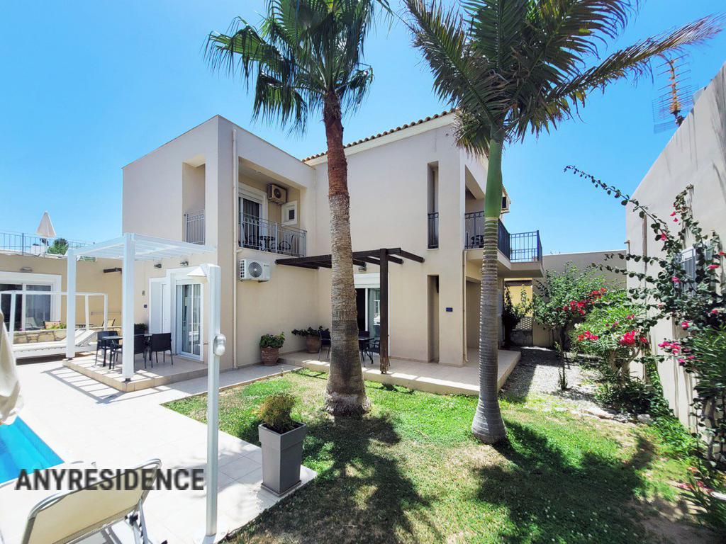 Apartment in Kissamos, photo #7, listing #2391480