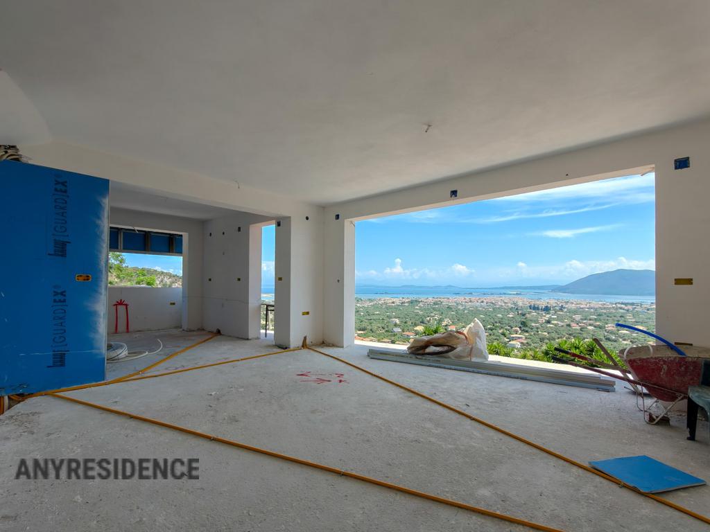 Townhome in Lefkas, photo #5, listing #2535541