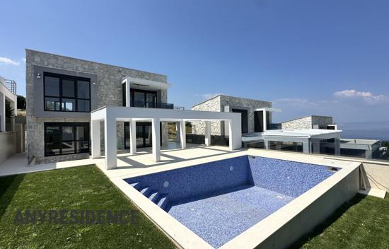 Villa in Pallini