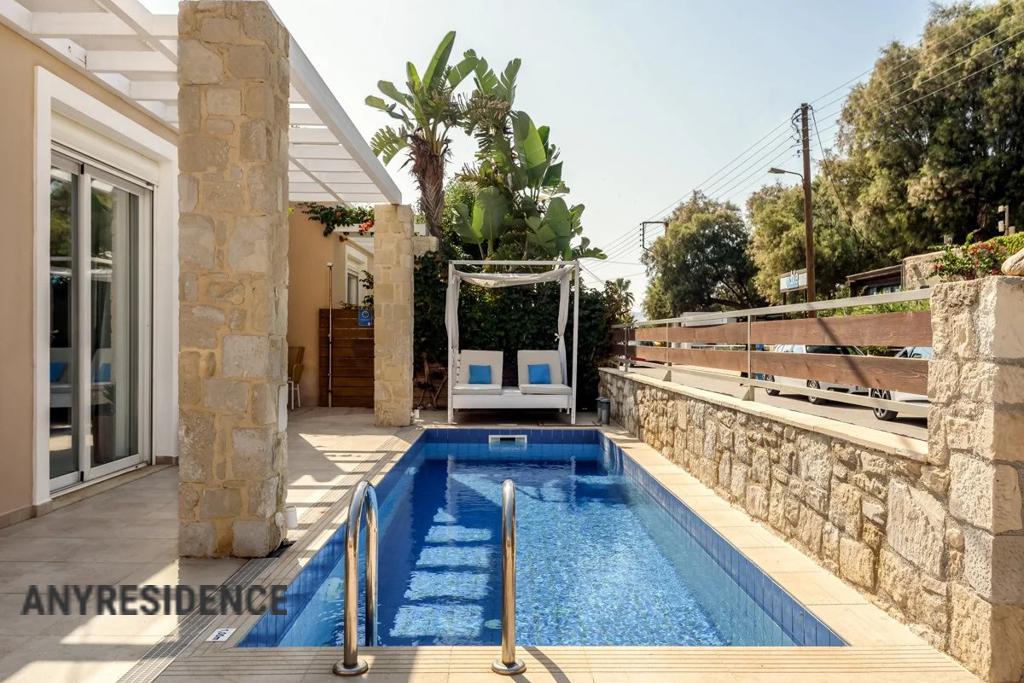 Townhome in Chania, photo #2, listing #2532785