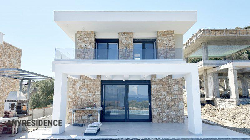 Townhome in Pefkochori, photo #2, listing #2366448
