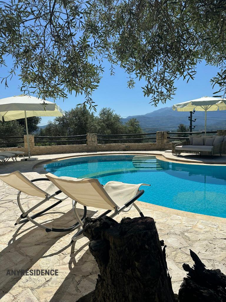 Villa in Chania, photo #2, listing #2530817