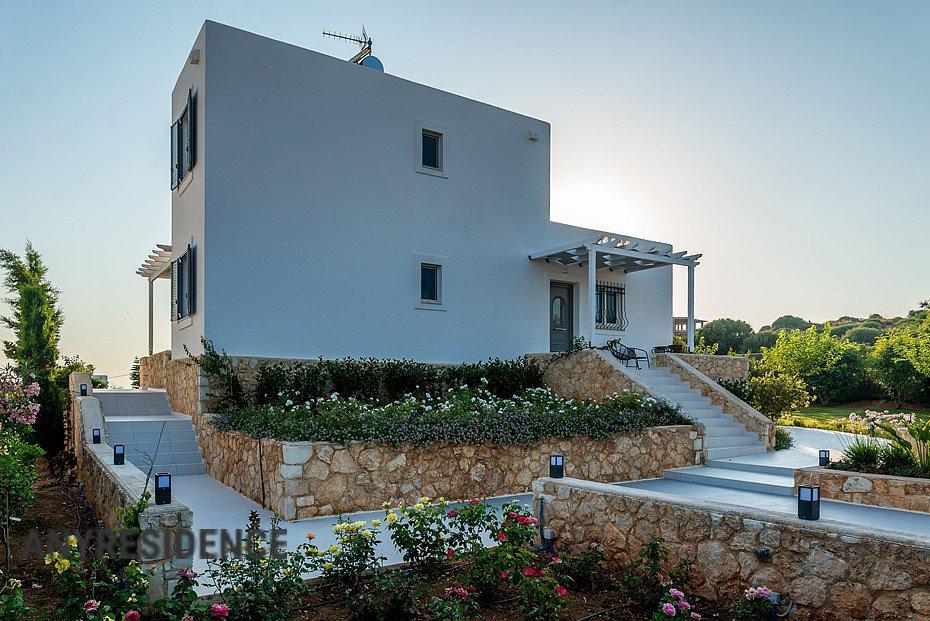 Villa in Chania, photo #7, listing #2323428