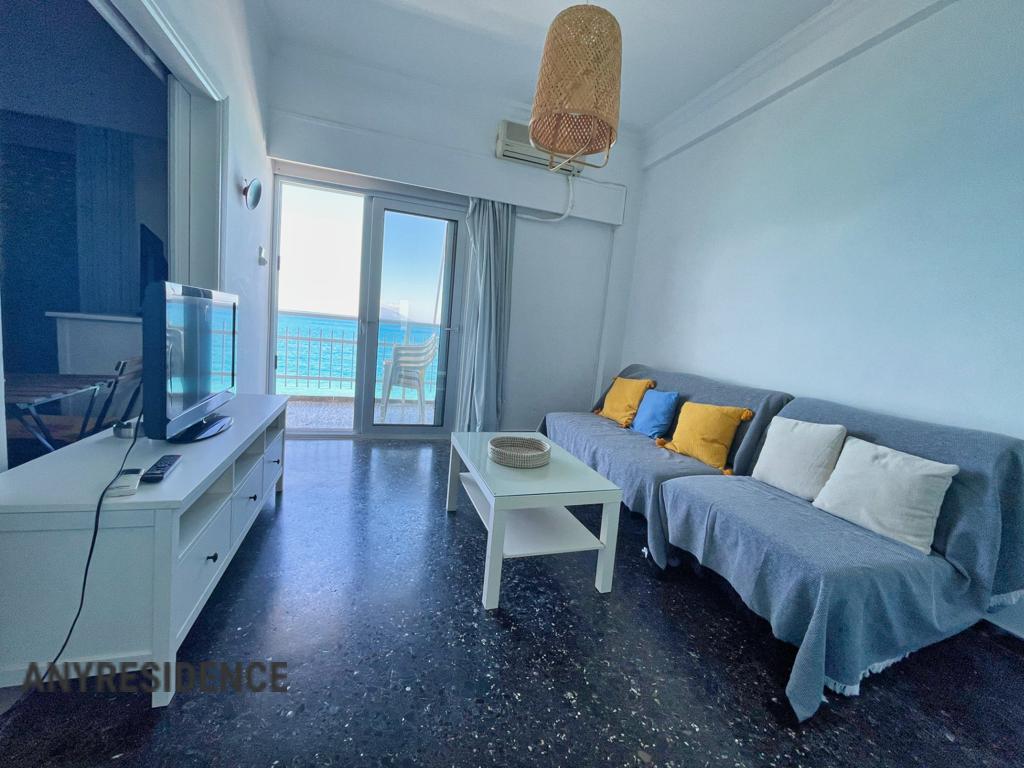 Apartment in Loutraki, photo #3, listing #2488084