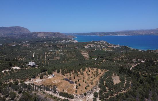 Development land Tsivaras