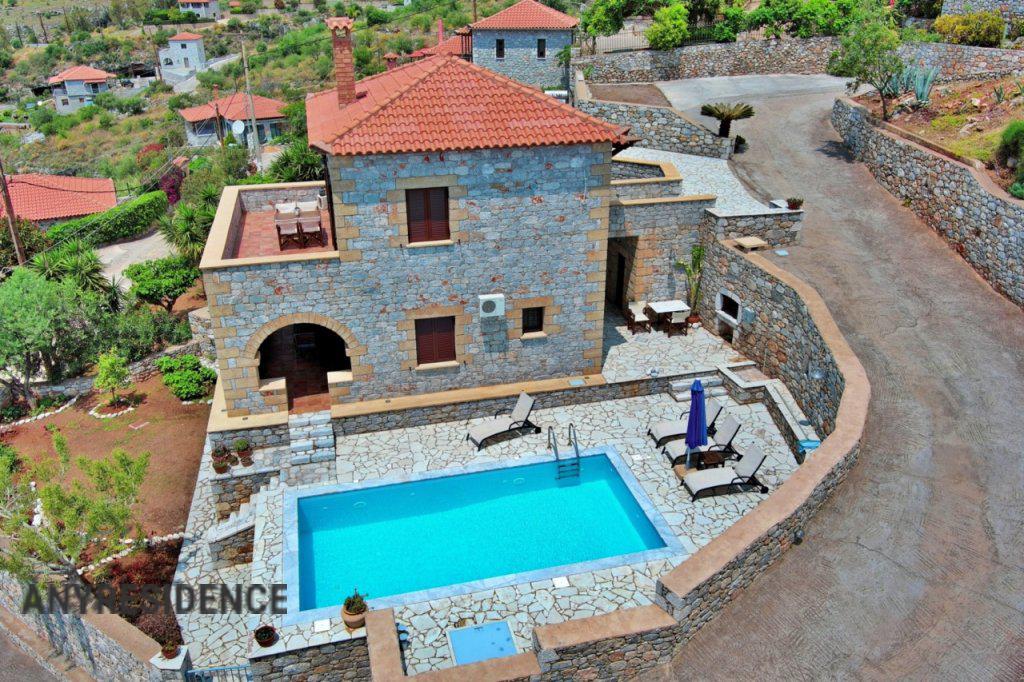 Villa in Messenia, photo #1, listing #2255242