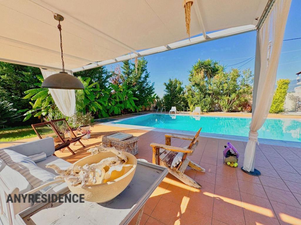 Villa in Kalamata, photo #2, listing #2518305
