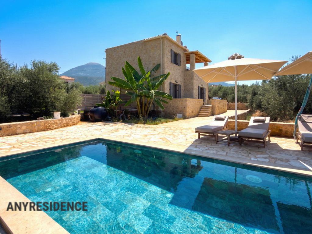 Townhome in Messenia, photo #2, listing #2545388