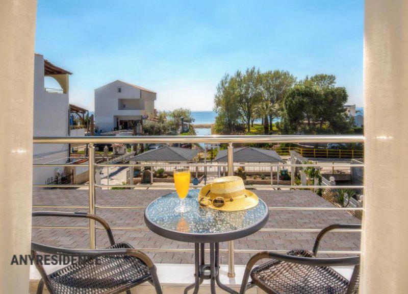 Hotel in Toroni, photo #8, listing #2228264