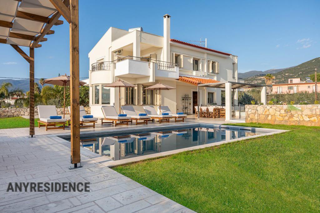 Villa in Kalamata, photo #2, listing #2511177