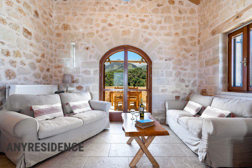 Villa in Rethimnon, photo #8, listing #2481985