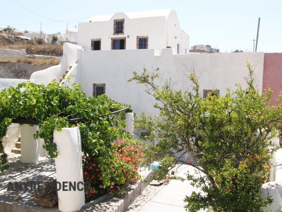 4 room villa in Cyclades, photo #1, listing #2284466