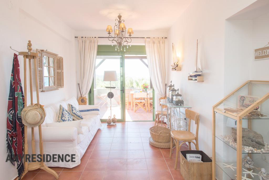 12 room villa in Peloponnese, photo #7, listing #2072006