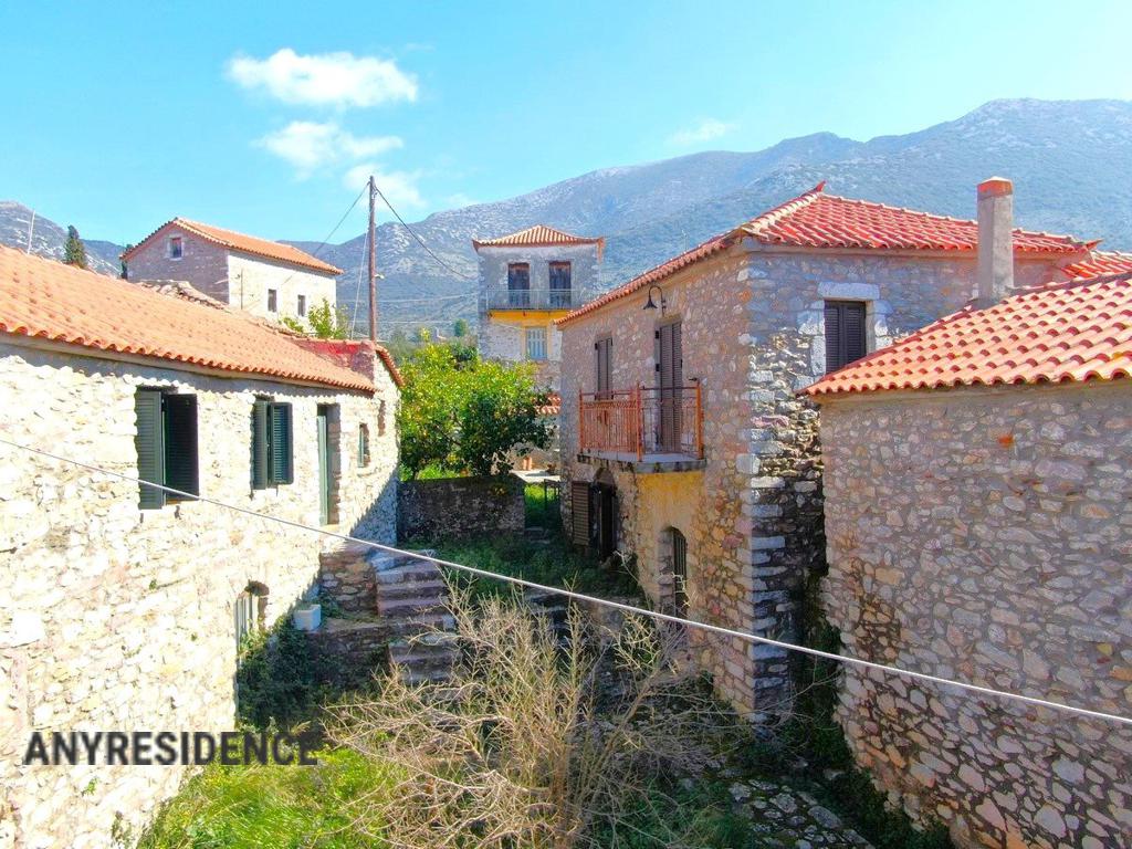 3 room townhome in Peloponnese, photo #1, listing #2347540