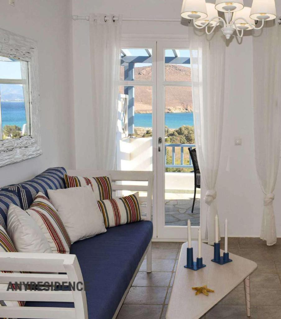 Villa in Paros, photo #5, listing #2272534