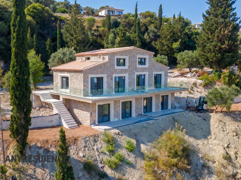 Townhome in Lefkas, photo #3, listing #2536368