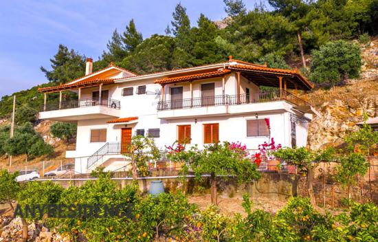 Townhome in Messenia
