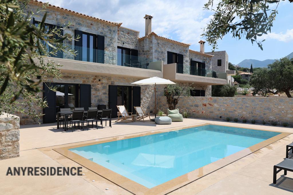 Townhome in Messenia, photo #4, listing #2494703