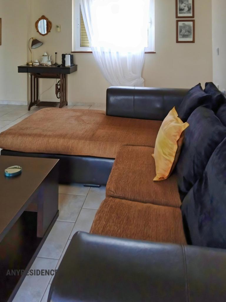 Apartment in Loutraki, photo #4, listing #2447453