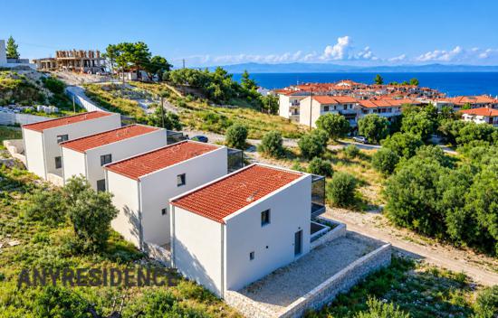 Villa in Polychrono