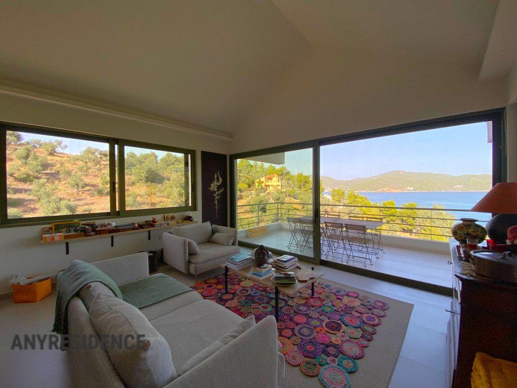 Villa in Galatas, photo #7, listing #2331194