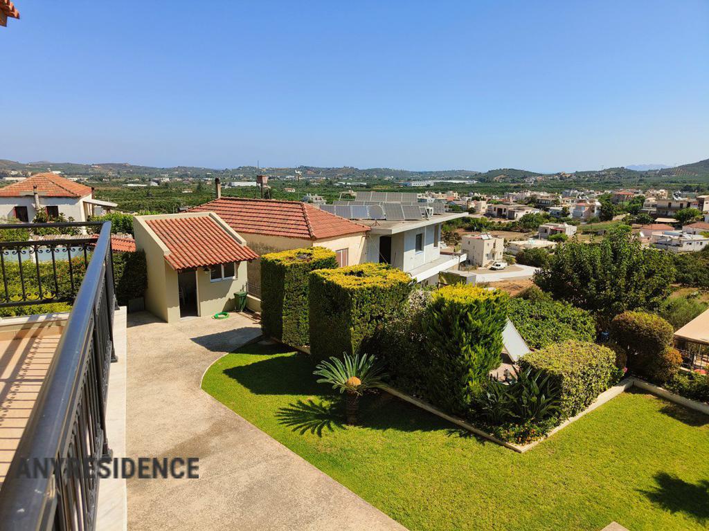 Townhome in Varipetro, photo #9, listing #2387380