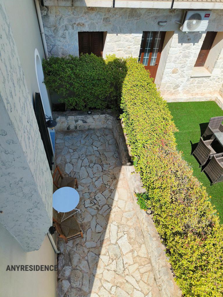 Townhome in Varipetro, photo #8, listing #2387380