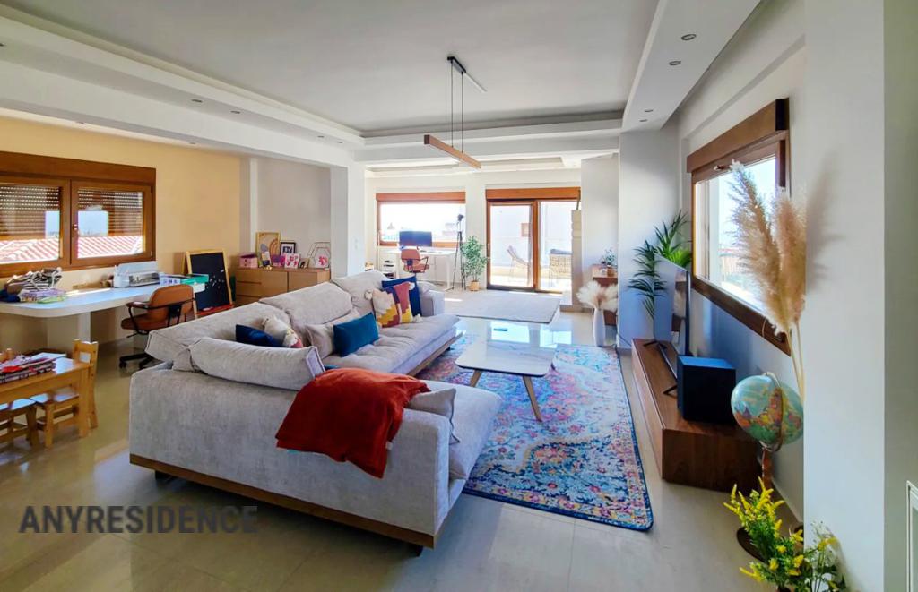 Townhome in Panorama, photo #2, listing #2532602