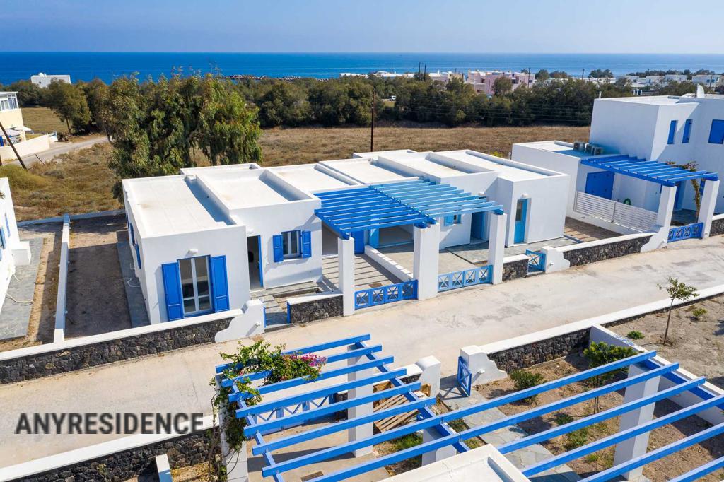 3 room detached house in Santorini, photo #1, listing #2457723