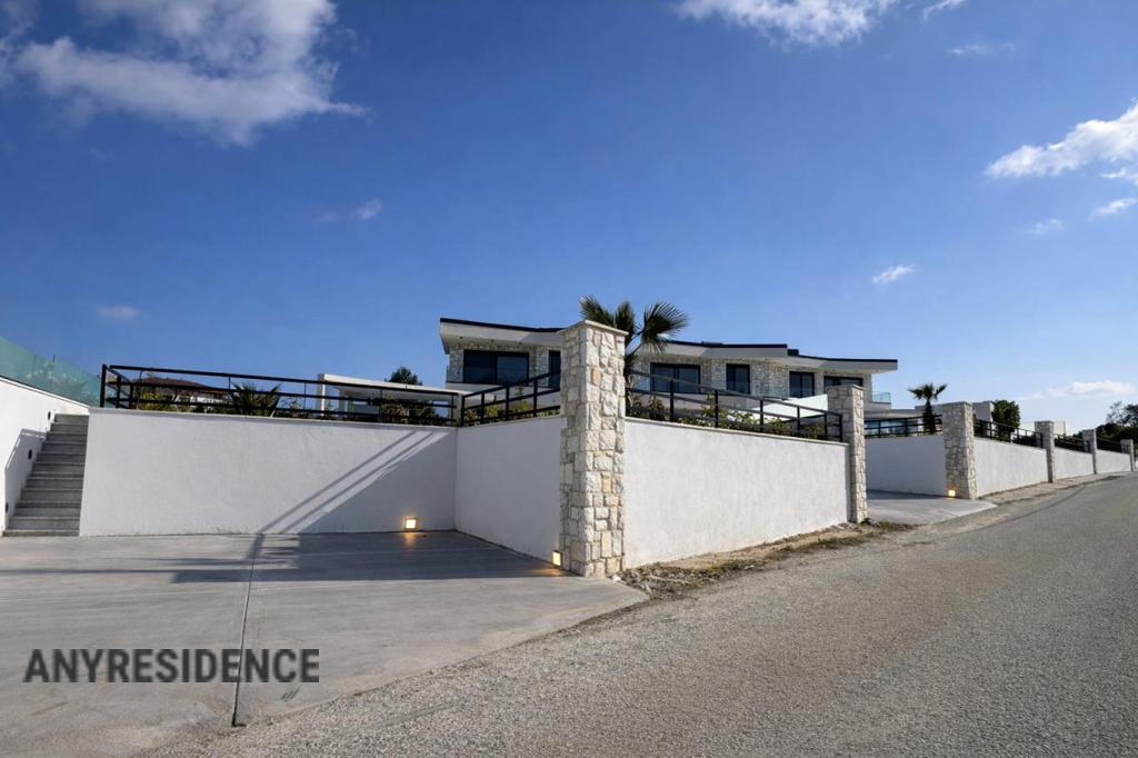 Townhome in Chaniotis, photo #4, listing #2365058