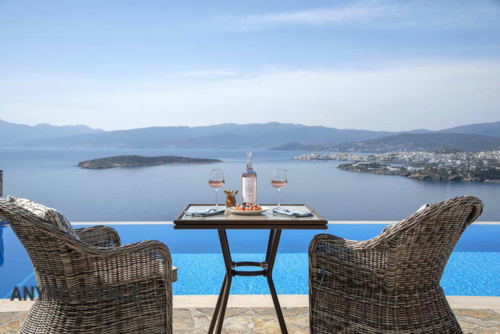 Villa in Agios Nikolaos (Crete), photo #2, listing #2516203