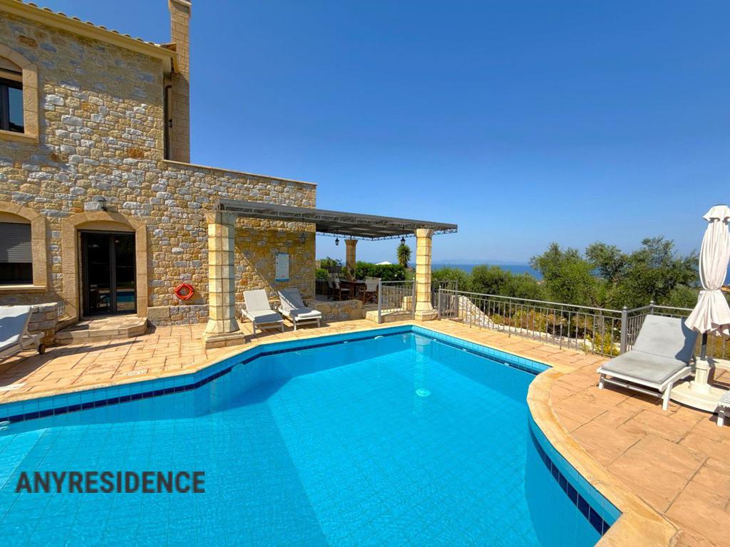 Townhome in Messenia, photo #3, listing #2469845