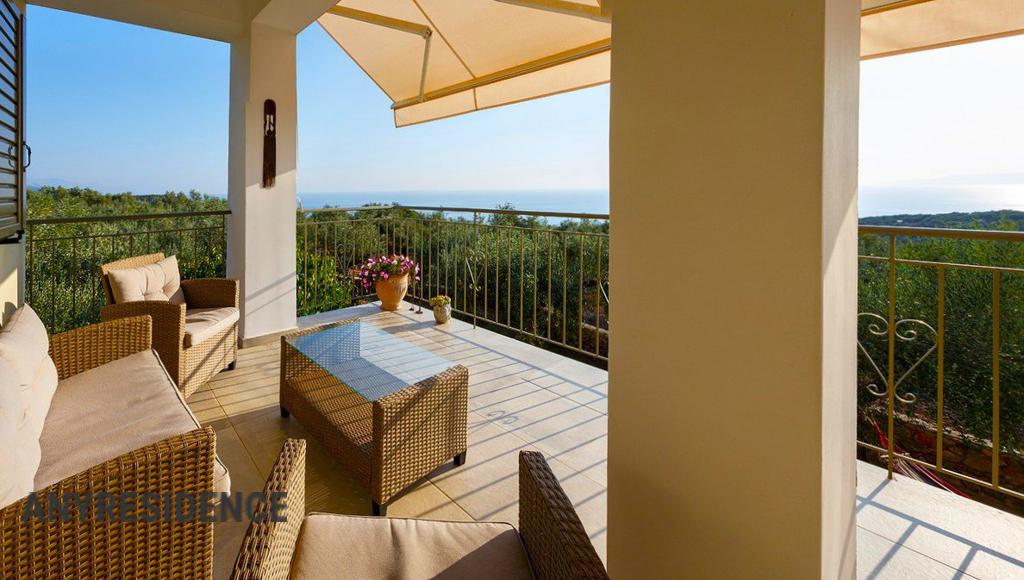 Townhome in Kardamyli, photo #3, listing #2451314