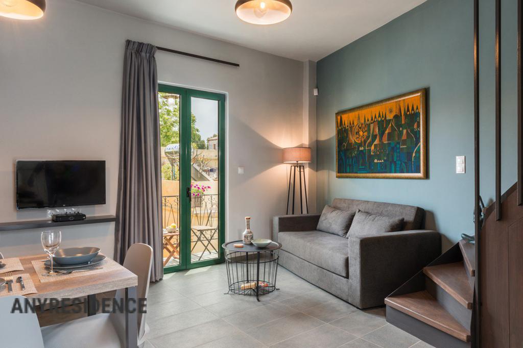 Apartment in Chania, photo #2, listing #2419136