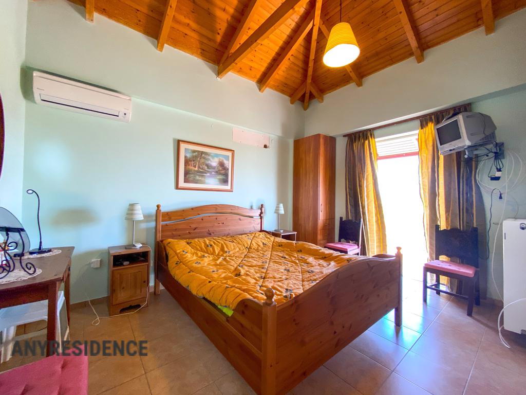 12 room detached house in Asini, photo #10, listing #2450442