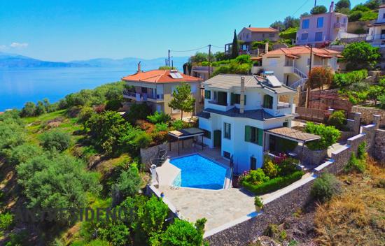 5 room townhome in Korinthia